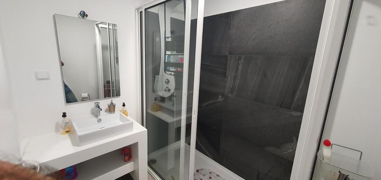 Apartamento T2-5M Aeroporto Cr7 圣克鲁斯 外观 照片